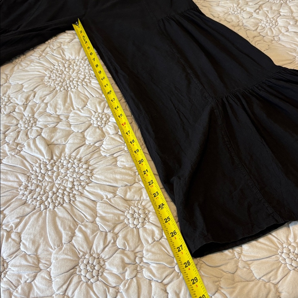 Black Tiered Wide-Leg Boutique Pants - Picture 9 of 10